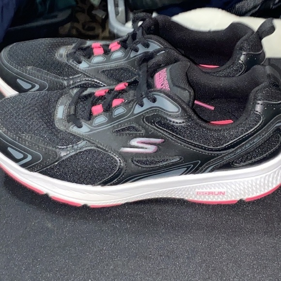 Skechers GO RUN CONSISTENT WO SIZE 10 Black and Pink Athletic Shoes CLEAN EUC - Picture 13 of 13